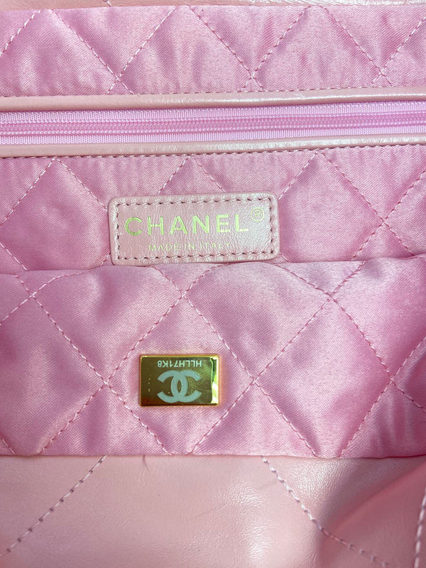 Luxe Touch Bags
- Bags - 2909