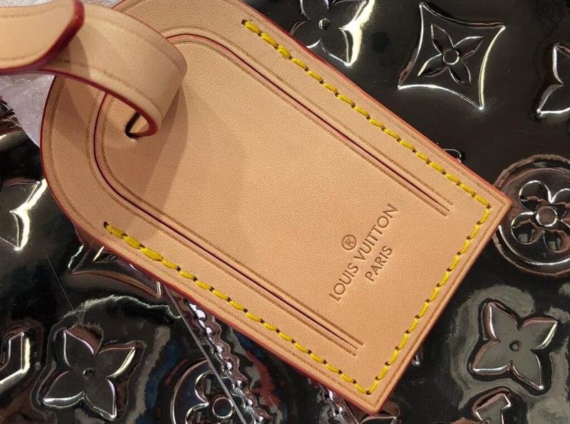 Luxe Touch Bags - 2125