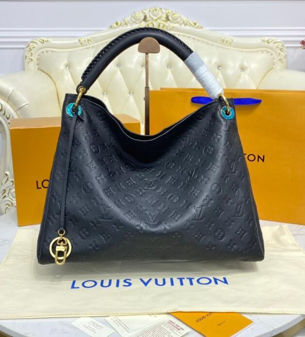 Luxe Touch Bags
- LTB Bags - 2466