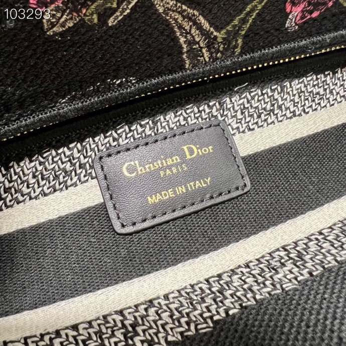 LTB - Luxe Touch Bags - 065