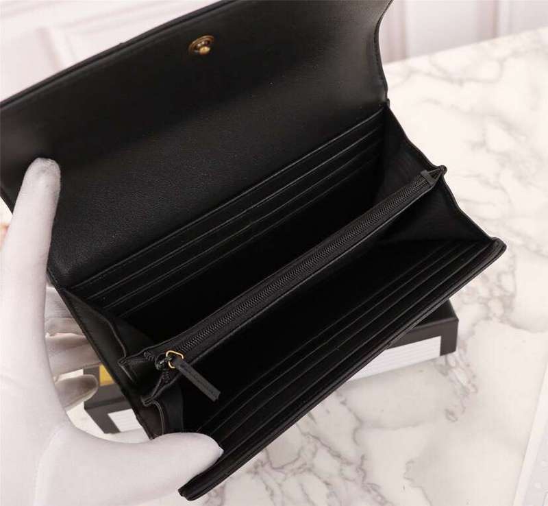 Luxe Touch Bags
- LTB Bags - 649