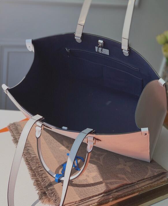 Luxe Touch Bags
- LTB Bags - 3152