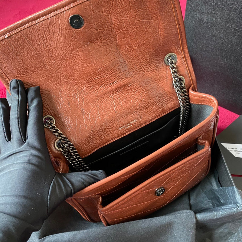 Luxe Touch - SLY Bags 382