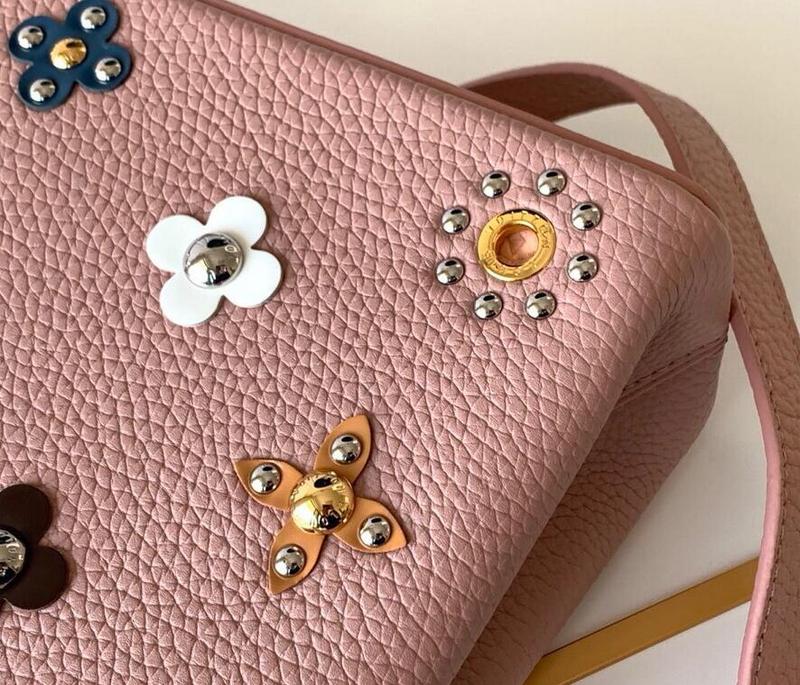 Luxe Touch Bags
- LTB Bags - 3021