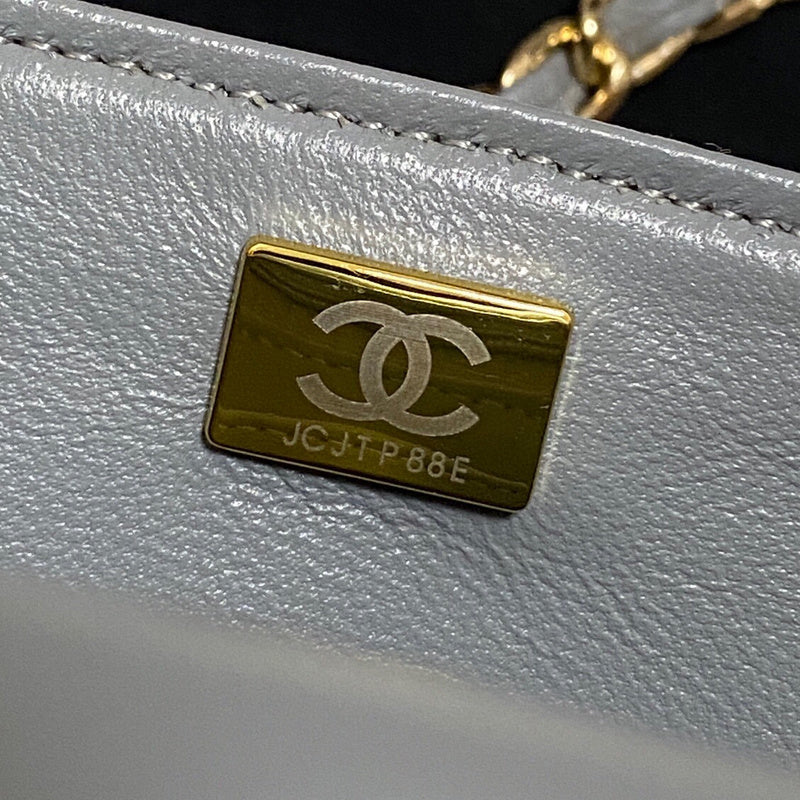 Luxe Touch Bags
- Bags - 3336