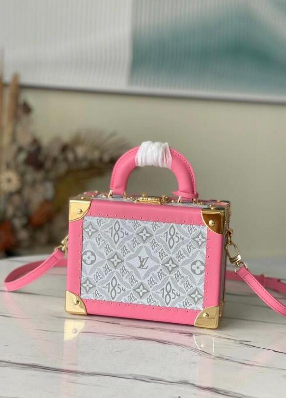 Luxe Touch Bags
- LTB Bags - 2139