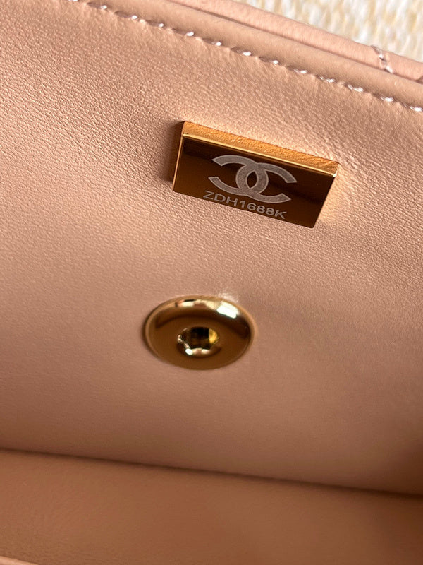 Luxe Touch Bags
- Bags - 3134