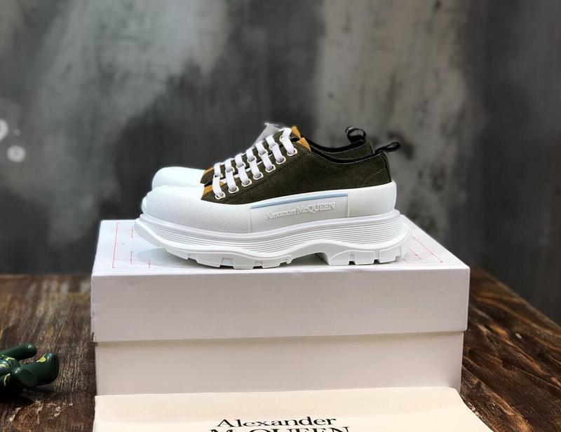 Luxe Touch Bags
- AQ Men SHoes - 401