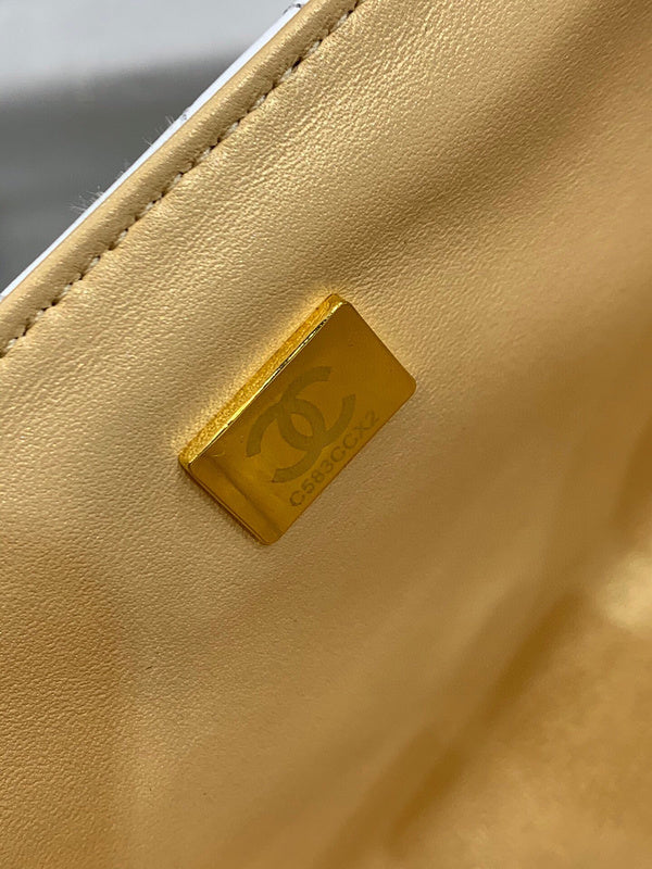 Luxe Touch Bags
- Bags - 3501