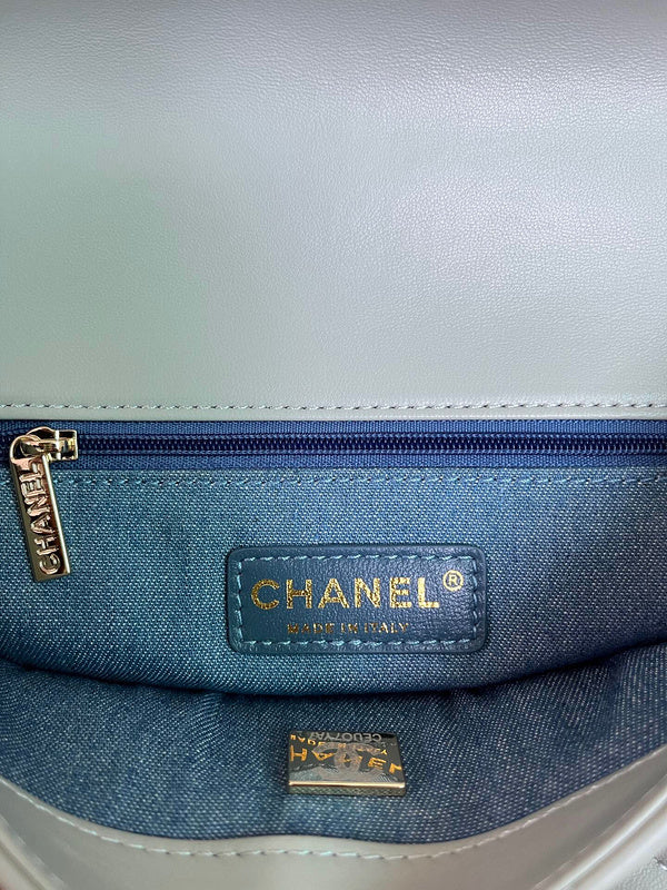 Luxe Touch Bags
- Bags - 2701