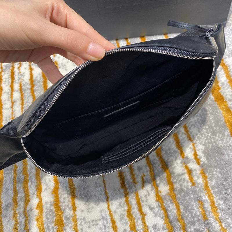 Luxe Touch - SLY Bags 057
