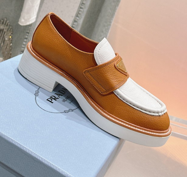 Luxe Touch Bags
- PD Women Shoes - 006