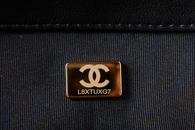 Luxe Touch Bags
- Bags - 3305