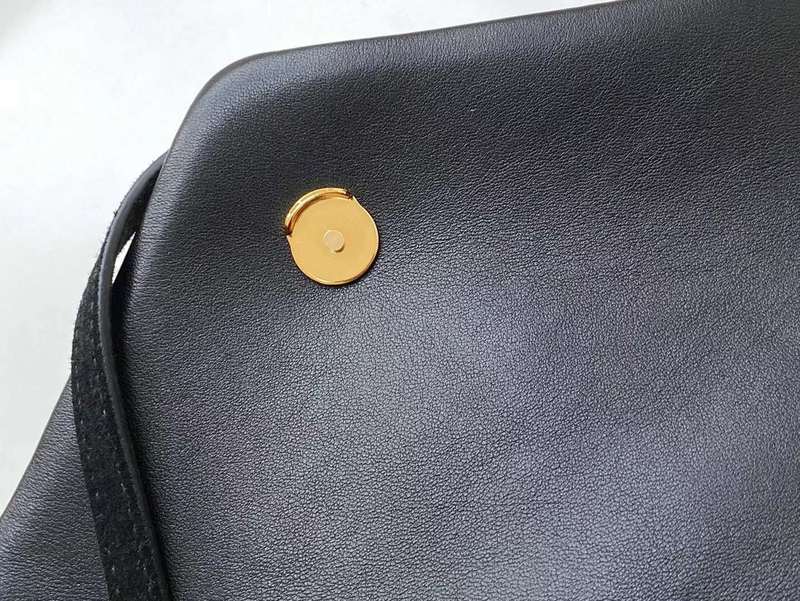 Luxe Touch - SLY Bags 315
