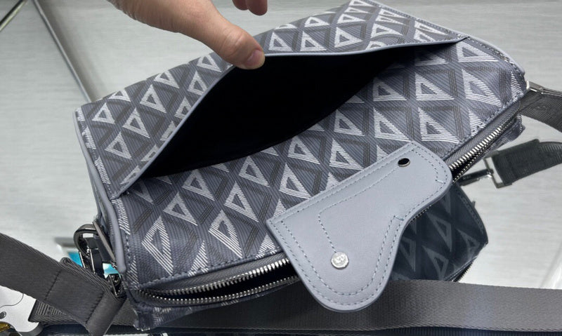 LTB - Luxe Touch Bags - 1572