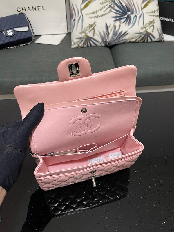 Luxe Touch Bags
- Bags - 3254