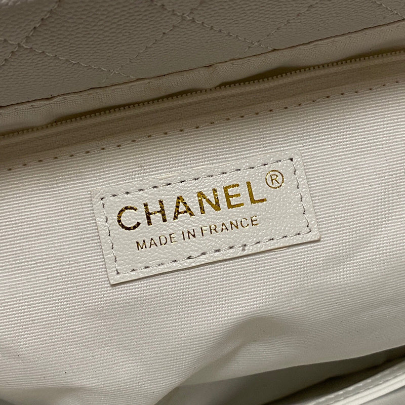 Luxe Touch Bags
- Bags - 3197