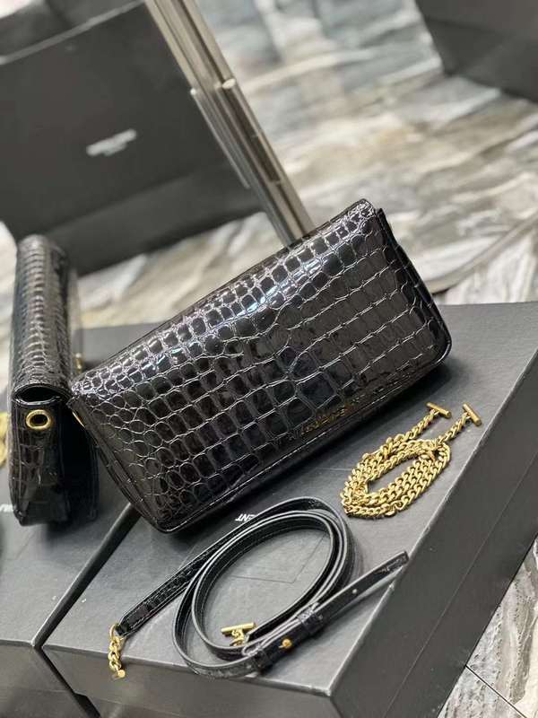 Luxe Touch - SLY Bags 593