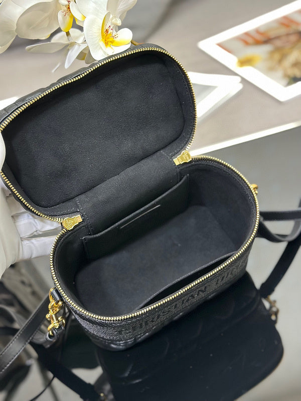 LTB - Luxe Touch Bags - 061