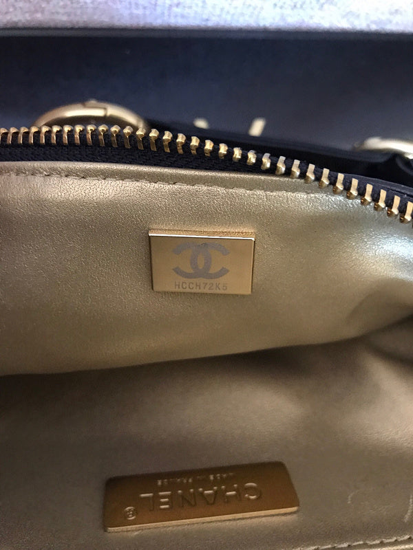 Luxe Touch Bags
- Bags - 3136