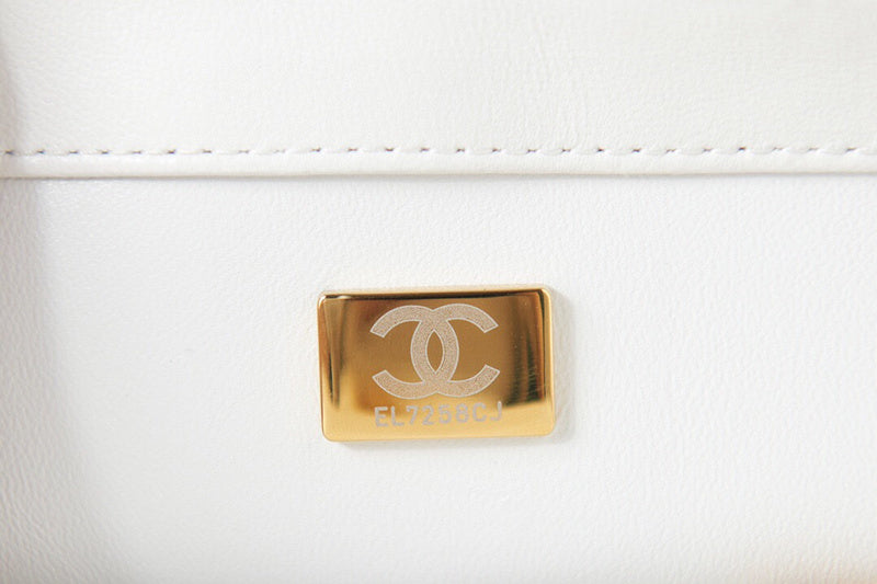 Luxe Touch Bags
- Bags - 2954