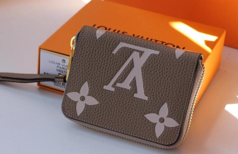 Luxe Touch Bags - 2711