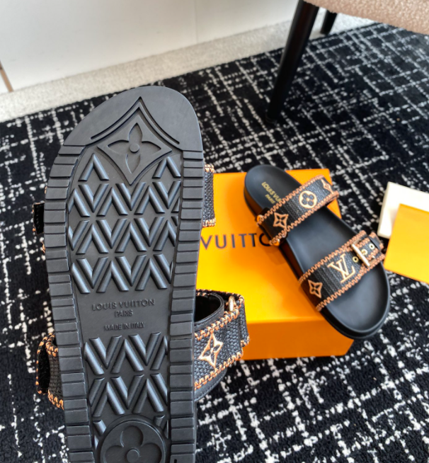 Luxe Touch Bags
- LTB Women Shoes - 019