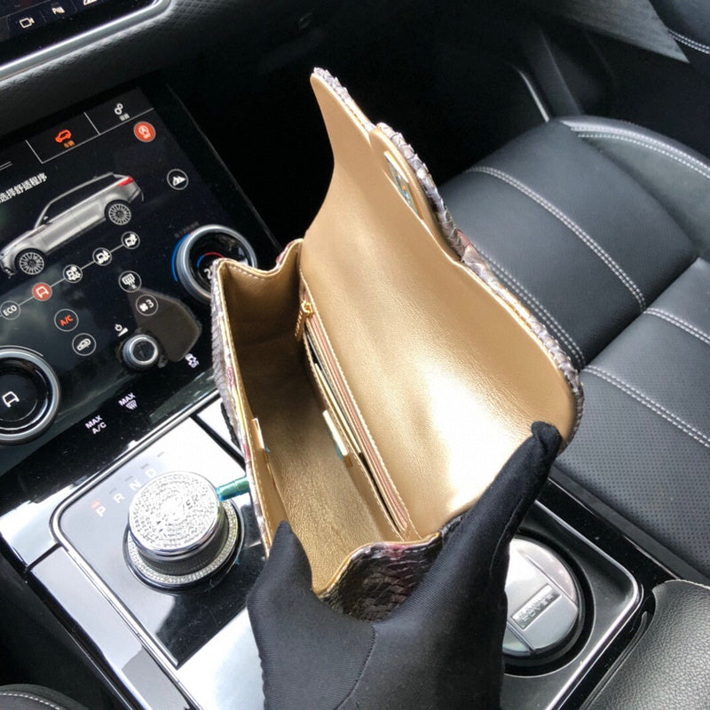Luxe Touch Bags
- Bags - 2943