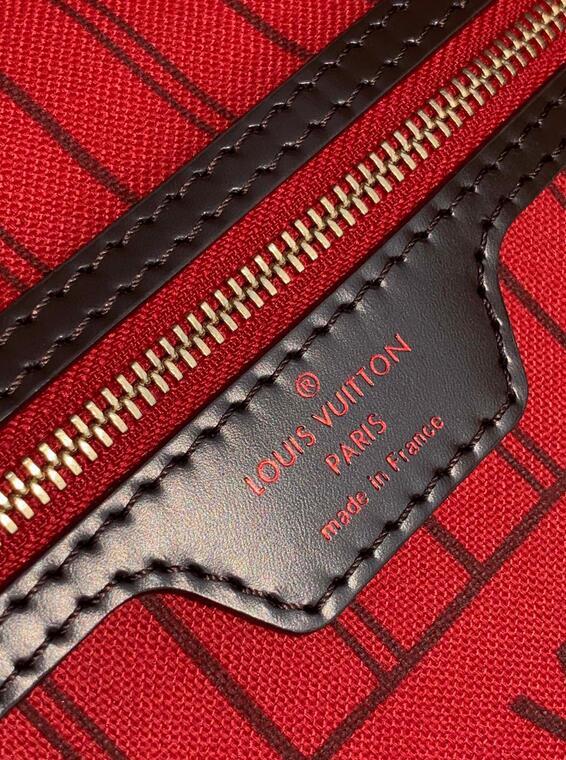 Luxe Touch Bags - 2967