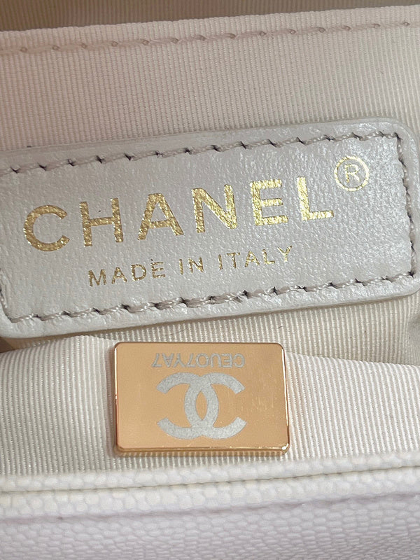 Luxe Touch Bags
- Bags - 3185