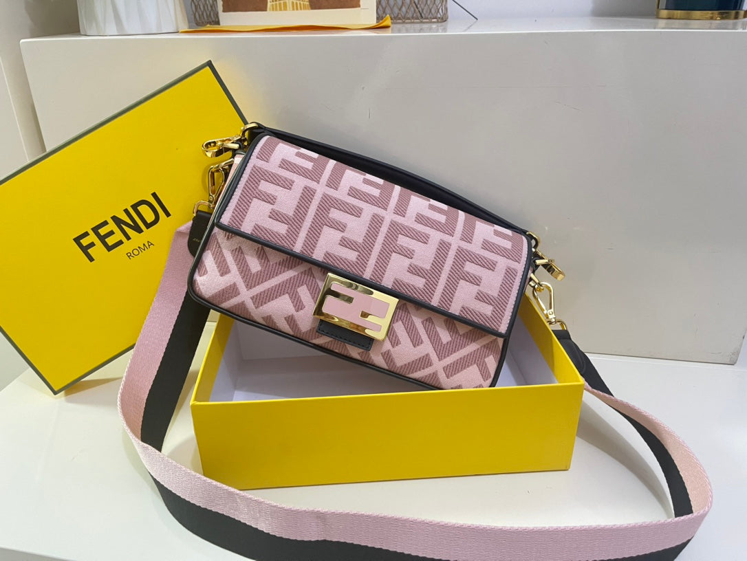 Luxe Touch Bags - Bag - FED - 430