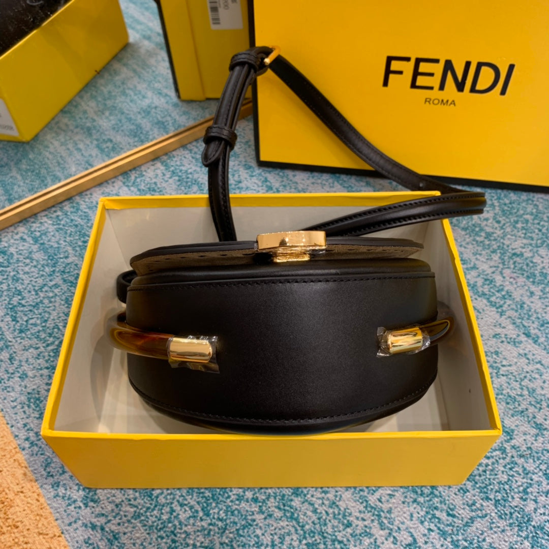 Luxe Touch - Bag - FED - 422