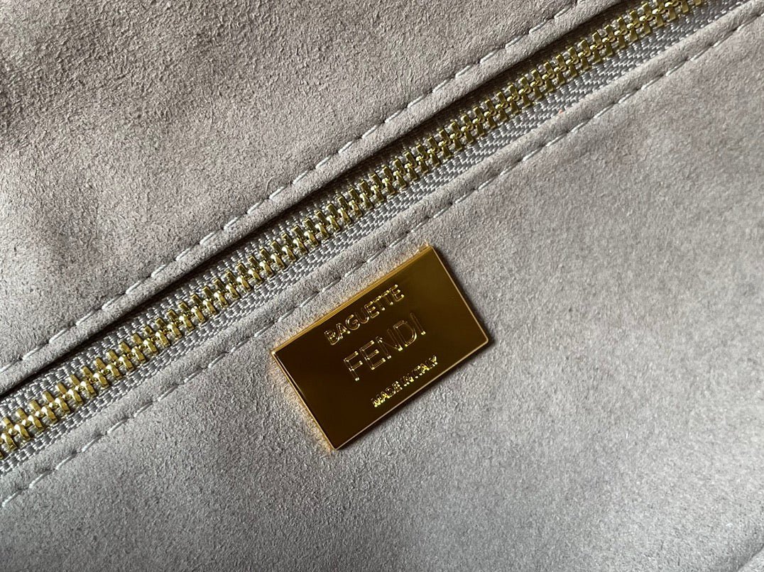Luxe Touch - Bag - FED - 166