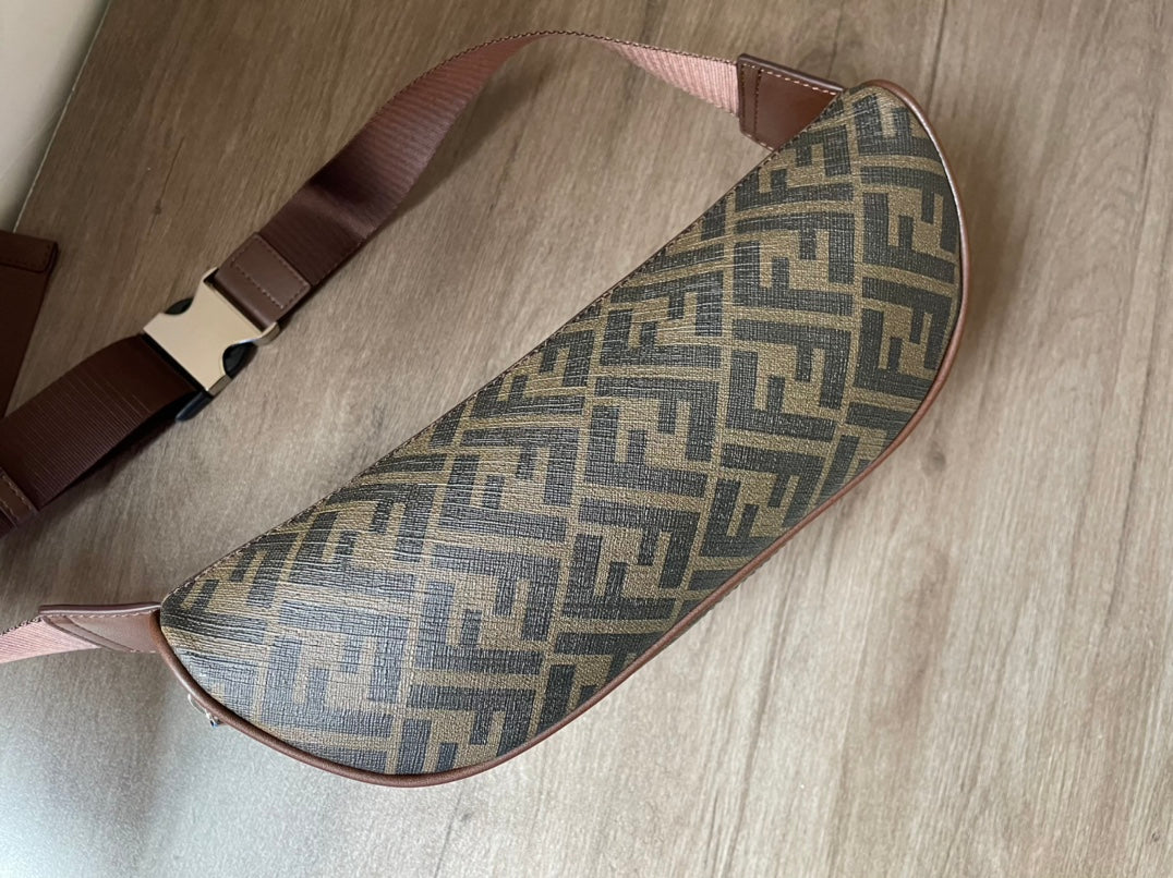 Luxe Touch - Bag - FED - 128