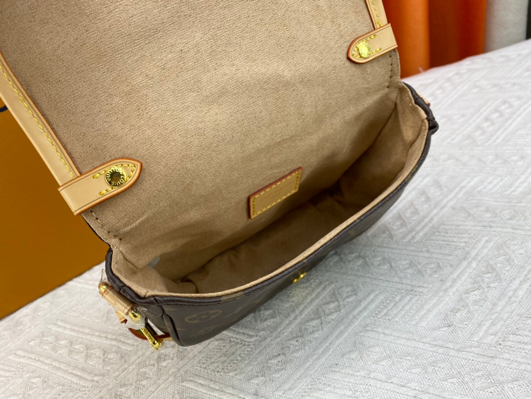 Luxe Touch Bags