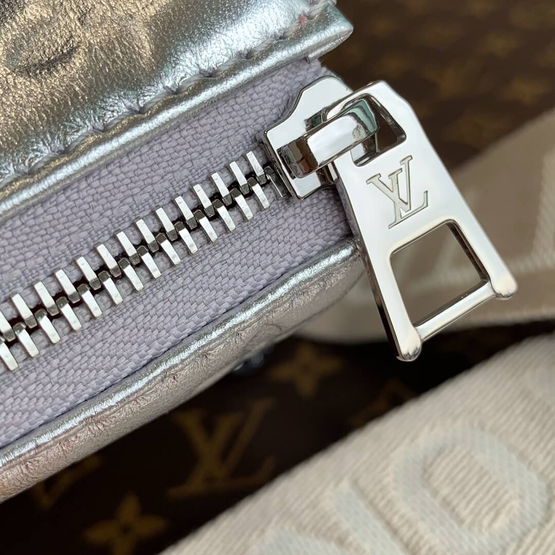 M57913 Coussin Monogram 26cm silver Female bag All leather