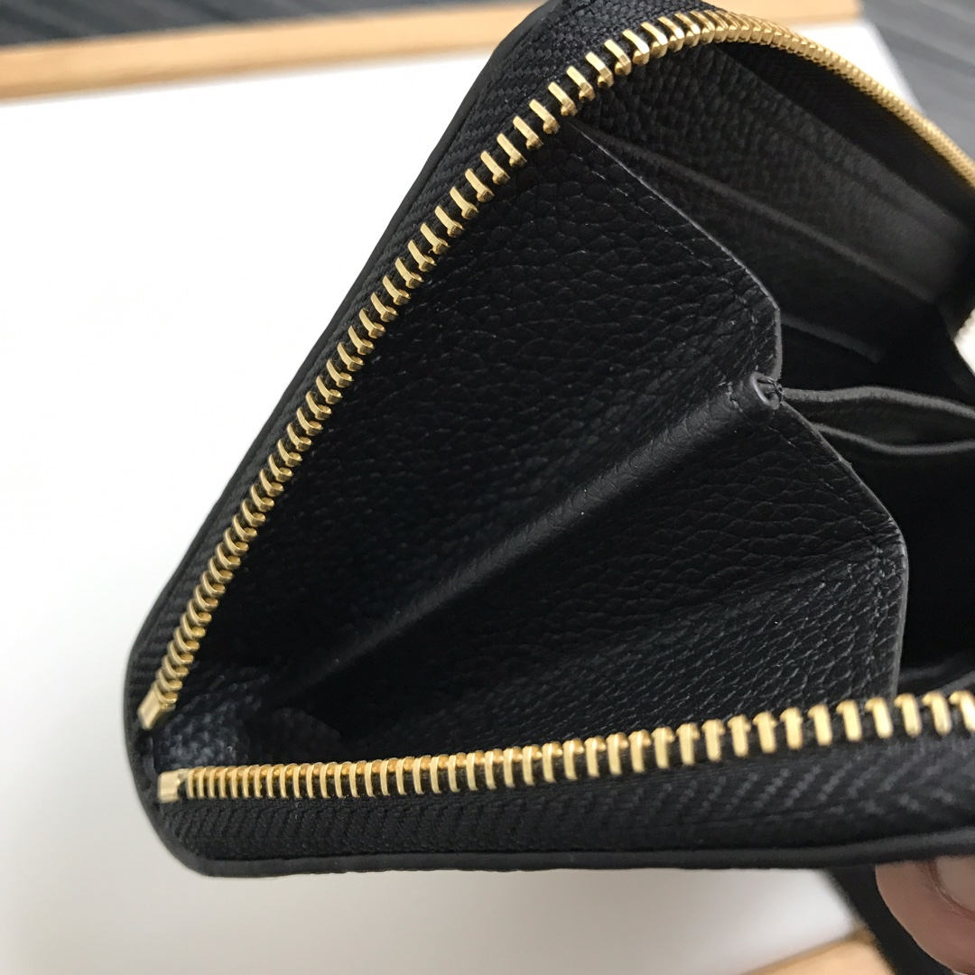 Luxe Touch Bags