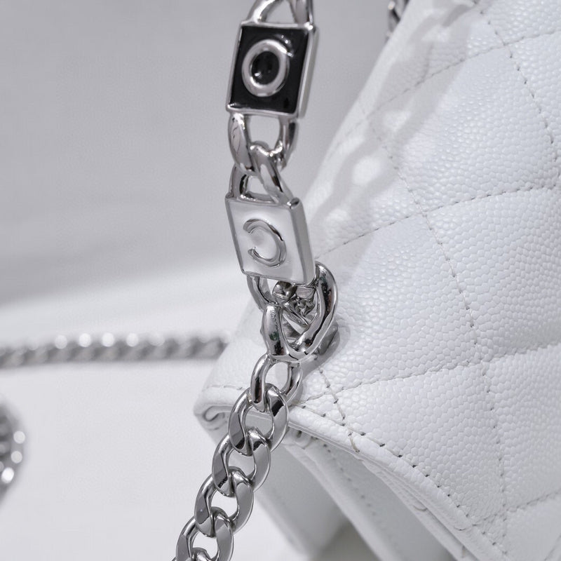 Luxe Touch Bags 

 -  Bags - 2931