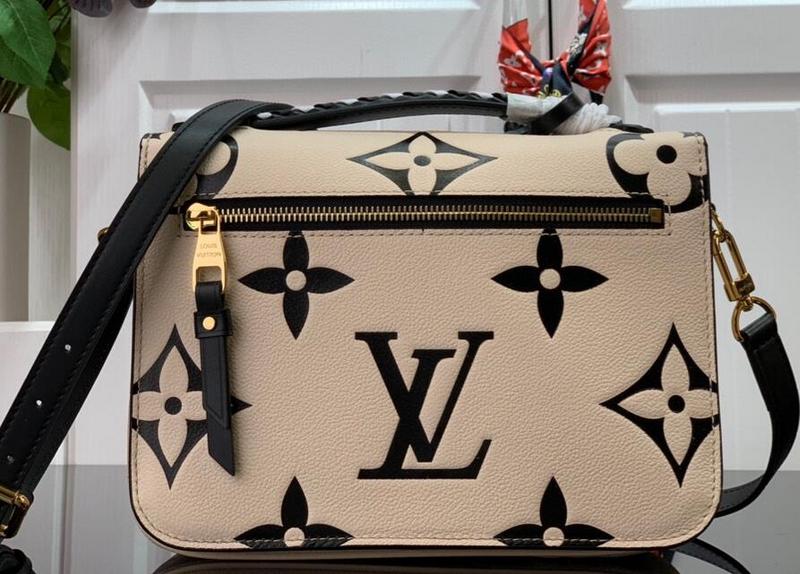 Luxe Touch Bags -   2750