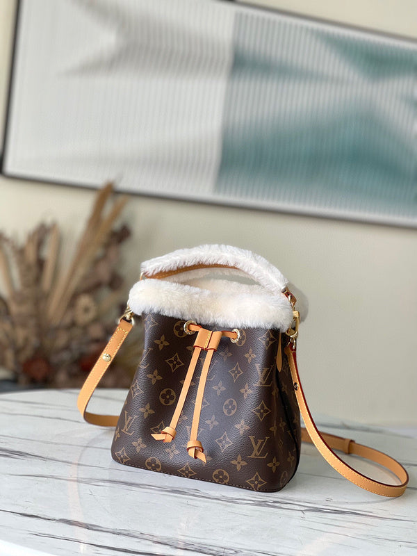 Fashion Luxe Touch bags - 4575