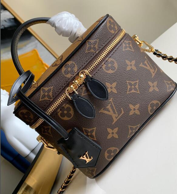 Luxe Touch Bags -   2552