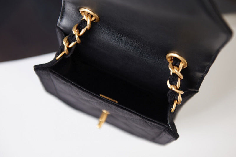 Luxe Touch Bags 

 -  Bags - 3490