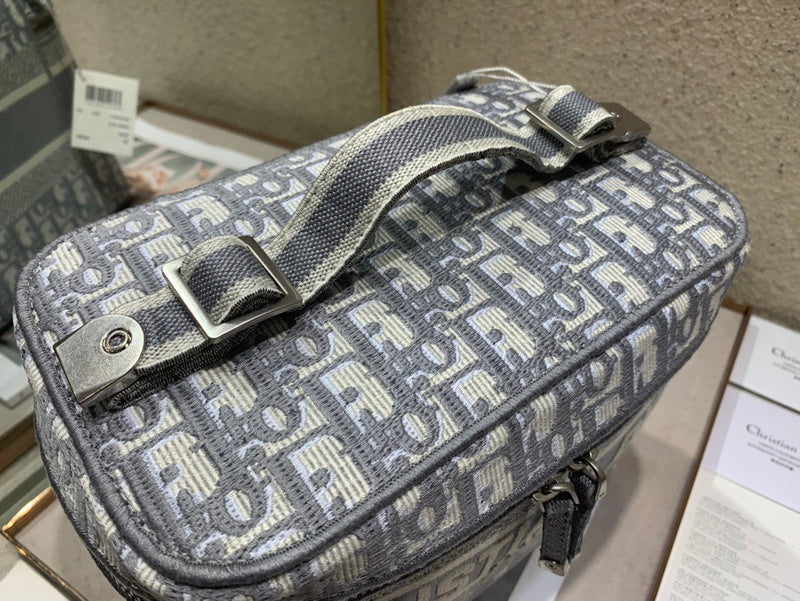 LTB - Luxe Touch Bags - 1947