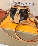 Luxe Touch Bags -   2543