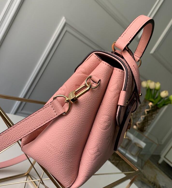 Luxe Touch Bags -   2926