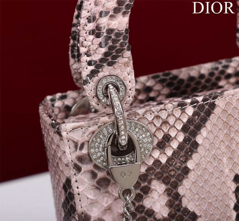 LTB - Luxe Touch Bags - 1695