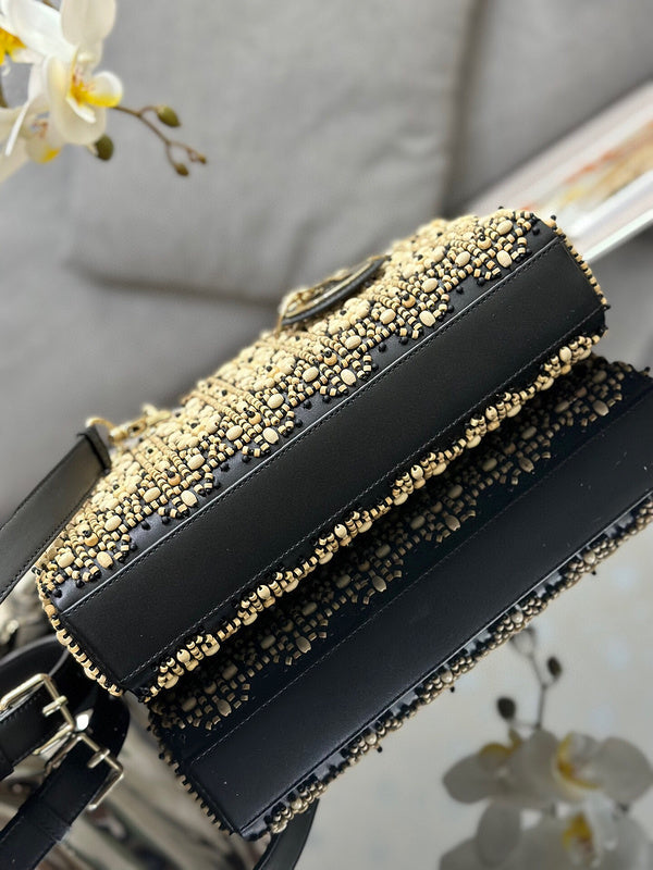 LTB - Luxe Touch Bags - 123