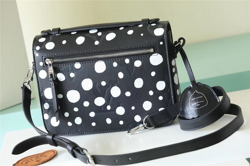 LTB - LUV Bags - 474