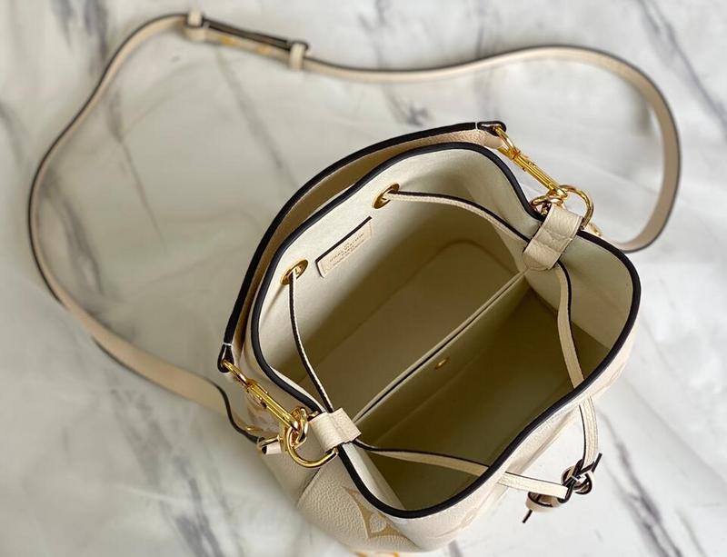 Luxe Touch Bags 

 - LTB Bags - 2470