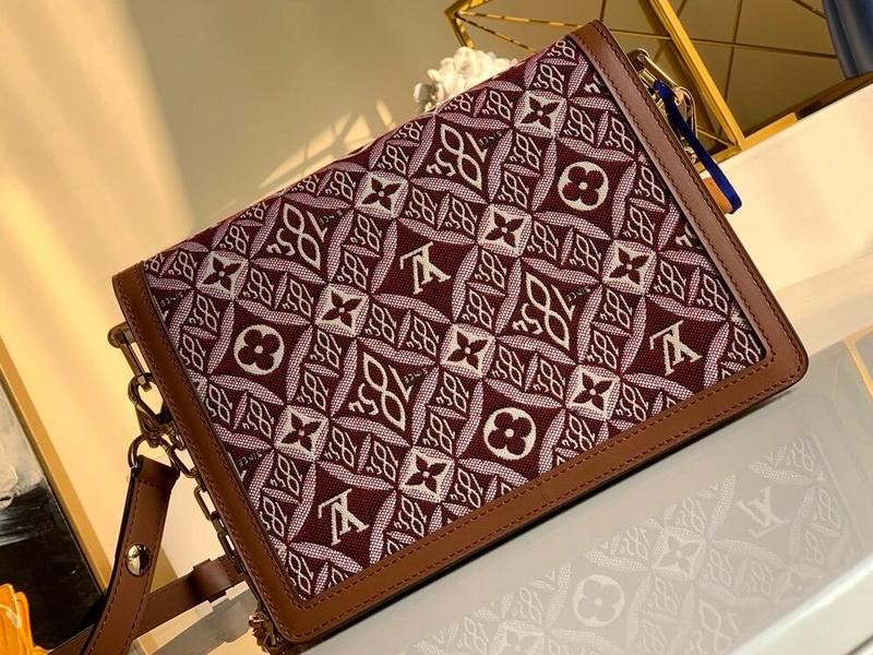 Luxe Touch Bags -   2601